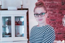 Волкова Елена<br />
Пиар-менеджер кафе<br />
<br />
Меня волнуют следующие проблемы в нашем городе: Первая — это нехватка хороших магазинов. Вторая проблема, на мой взгляд, — это отсутствие доступного жилья. Цены за квадратный метр необоснованно дорогие. И третья проблема — это отсутствие инфраструктуры, отсутствие мест для отдыха и досуговых центров.