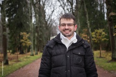 Евгений Педченко<br />
Житель района Славянка<br />
<br />
Проблема, конечно, — перегруженность дорог и пробки. До дома не добраться вечером. Надо как-то решать это.