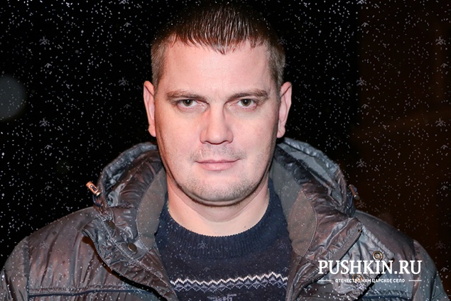 Кислицын Виталий Сергеевич<br />
Житель Детскосельского совхоза<br />
<br />
Очень волнует проблема с переездом.