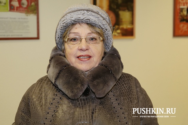 Ольга Григорьевна Румянцева Менеджер компании <br />
<br />
Я год живу в Пушкине и для меня было шоком увидеть уровень хамства в магазинах. Казалось бы, не так далеко от города, но будто возвращаешься в прошлое советское время.