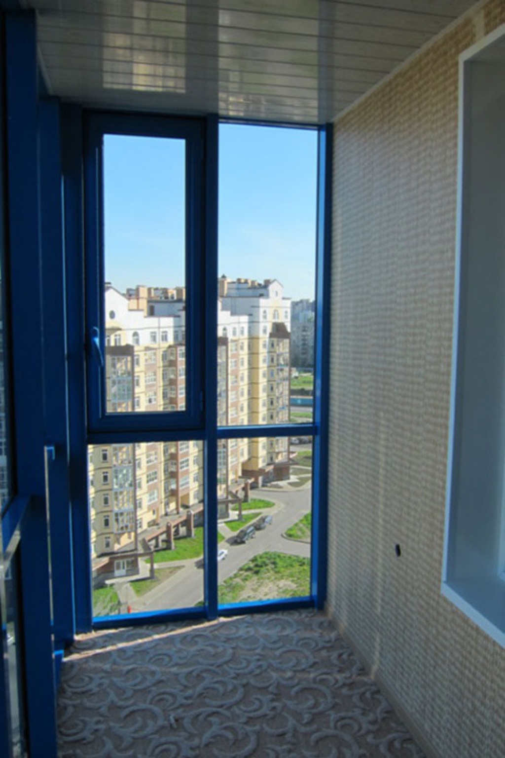 «Фенстер СПб» – остекление и отделка балконов