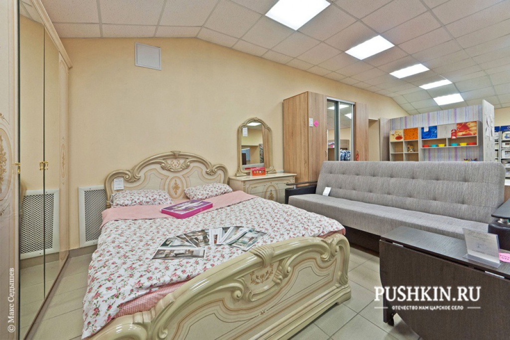 ООО «Мебельная База»