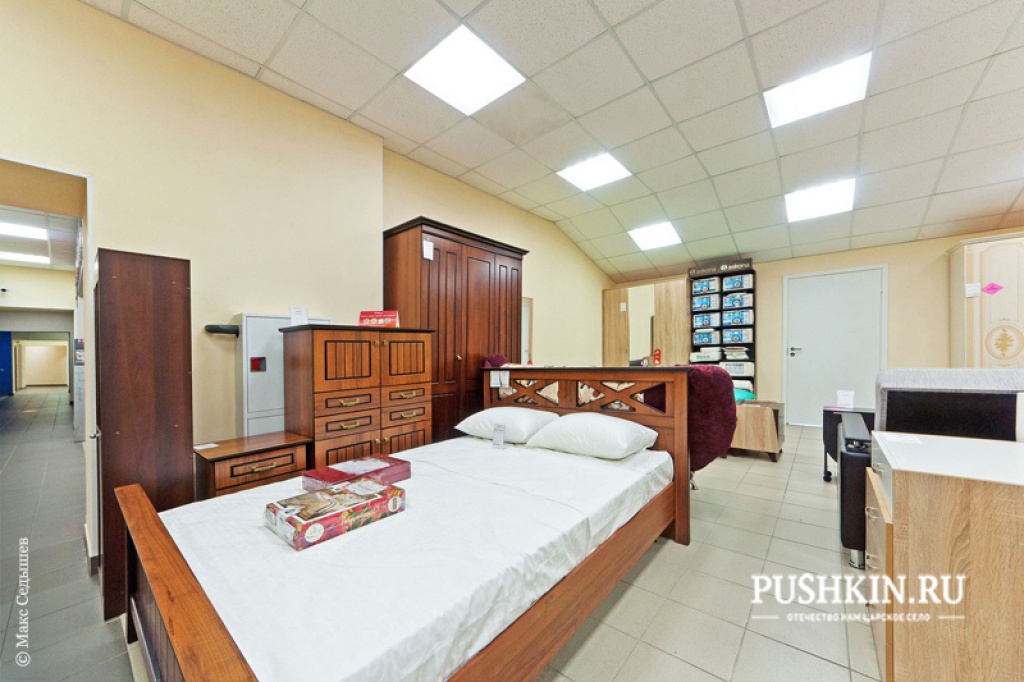 ООО «Мебельная База»