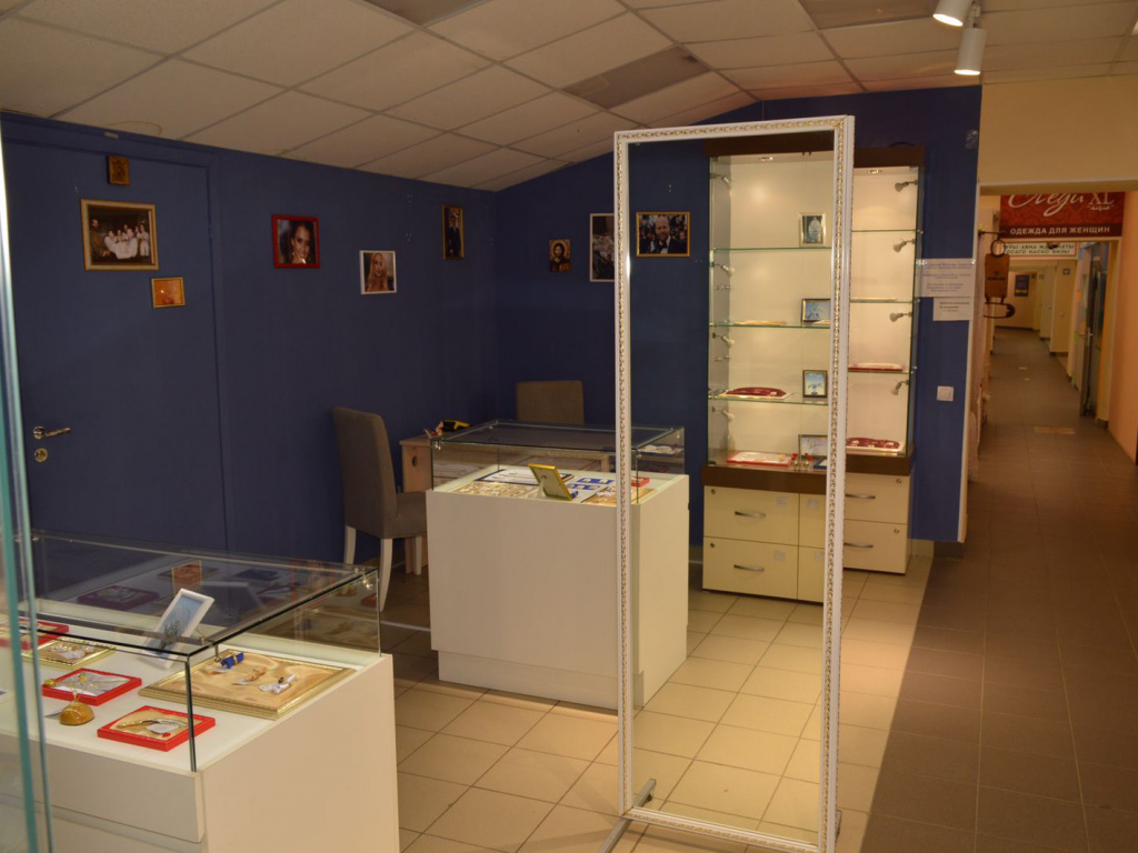 "Христов" ювелирный магазин и ювелирная мастерская 