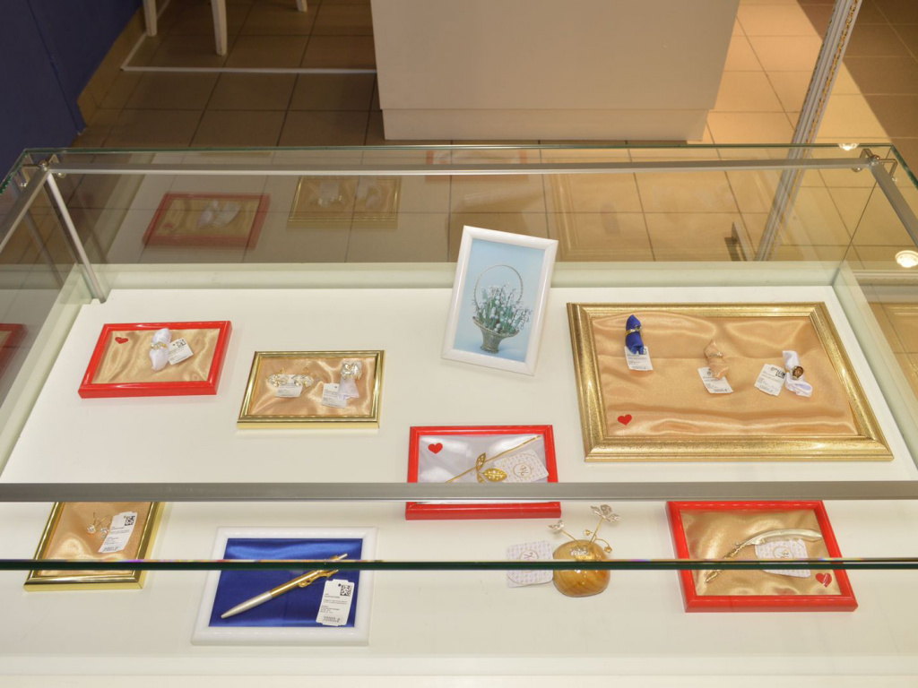 "Христов" ювелирный магазин и ювелирная мастерская 