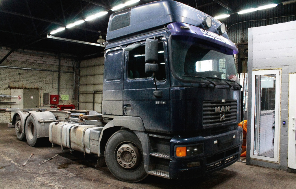 ООО "Автобаки"