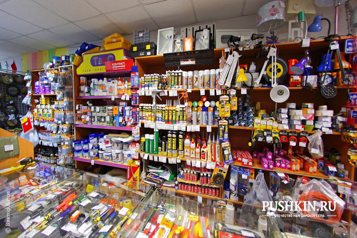 ЛКМ и лакокрасочная продукция:- Краски России, Текс, FARBITEX, Замки, метизы, монтажная пена и герметики